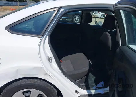 2015 Ford Focus S from USA, damaged, VIN 1FADP3E26FL311230